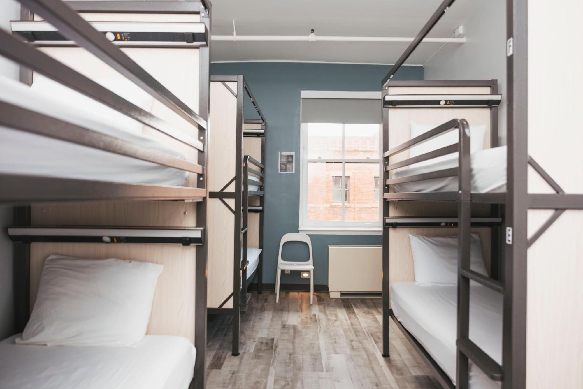 Bed Men's 6-Bed Dormitory